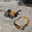 Jucarie Buldozer Huina cu telecomanda, cupa si cabina metalice, 9 functii, scara 1:18, 2.4GHz